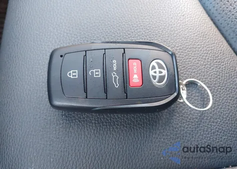 2024 Toyota Grand Highlander Xle из США, поврежденный, VIN 5TDAAAB50RS028004